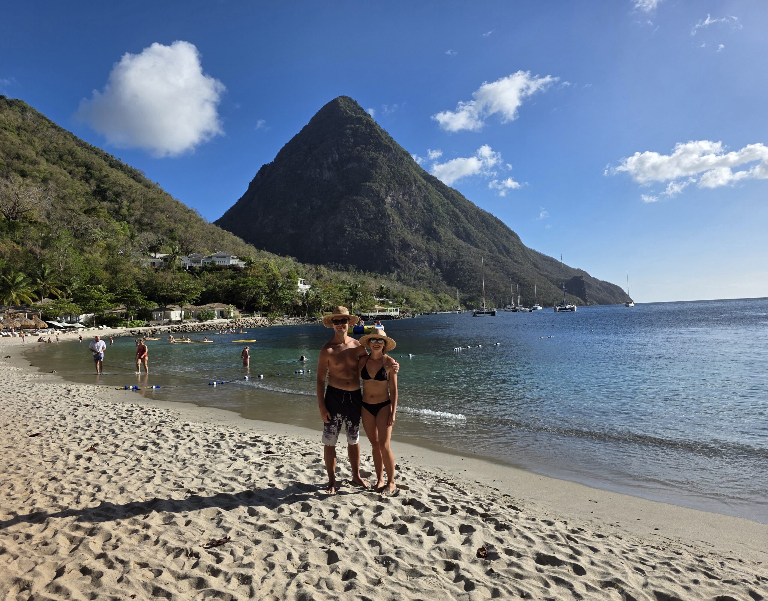 Sugar Beach z widokiem na Piton, St. Lucia